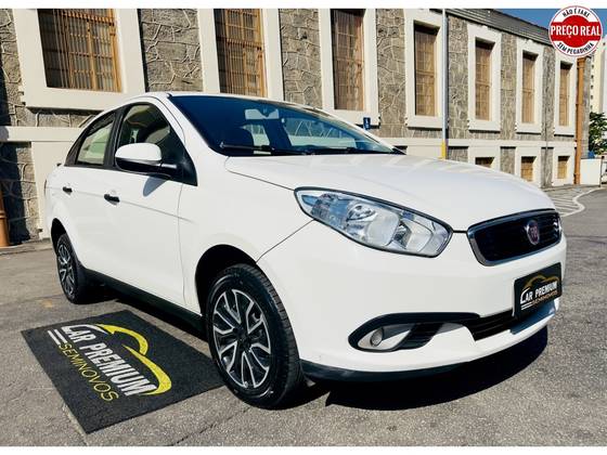 FIAT GRAND SIENA 1.4 MPI ATTRACTIVE 8V FLEX 4P MANUAL FIAT GRAND SIENA 1.4 MPI ATTRACTIVE 8V FLEX 4P MANUAL